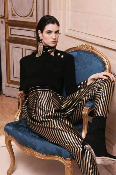 Look 3